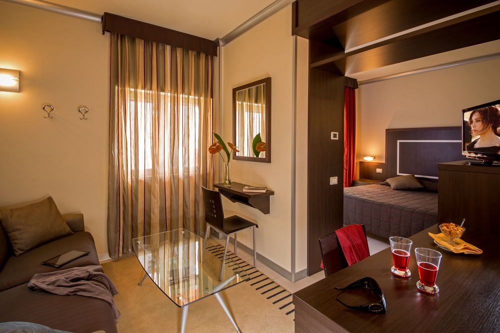 Hotel Mediterraneo Stagno Kültér fotó
