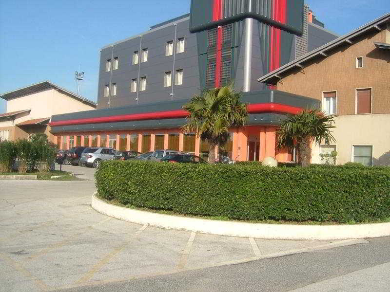 Hotel Mediterraneo Livorno Kültér fotó