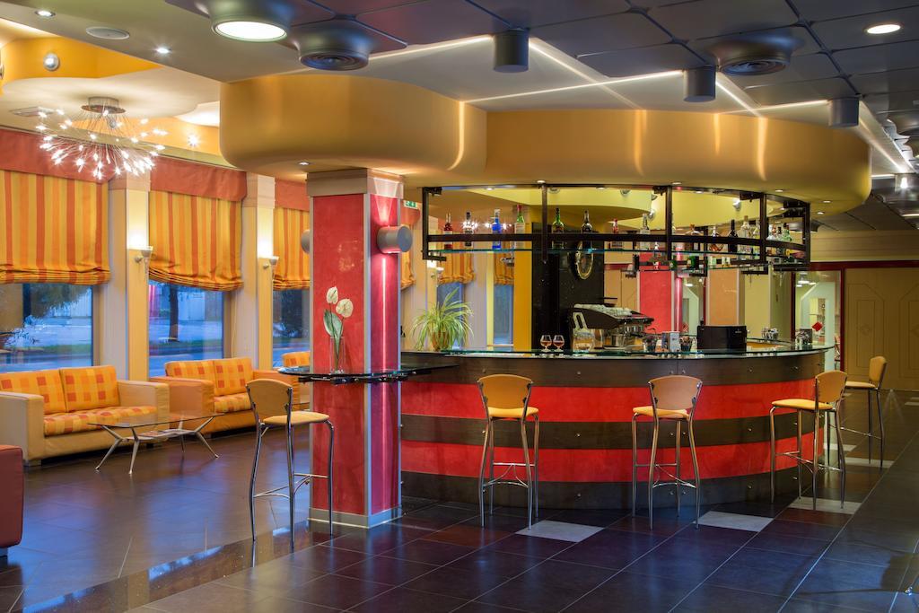 Hotel Mediterraneo Stagno Kültér fotó